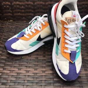 Nike Air Max Pre-Day SE Summit Safari White/Habanero Red/Light Curry